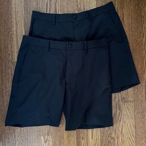 Uniqlo Men's Black Flat Front Shorts